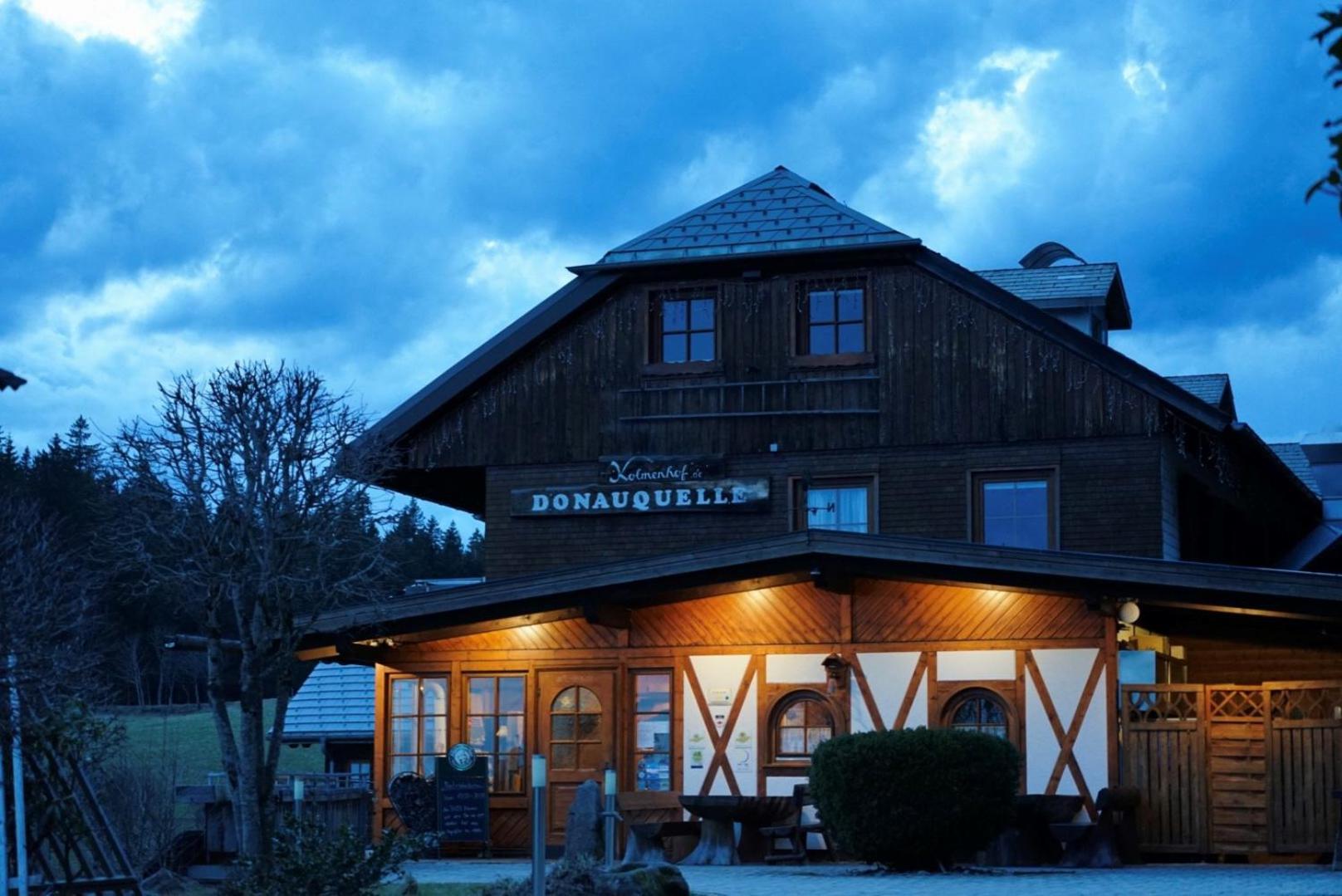 Hoehengasthaus Kolmenhof An Der Donauquelle Furtwangen Exterior foto